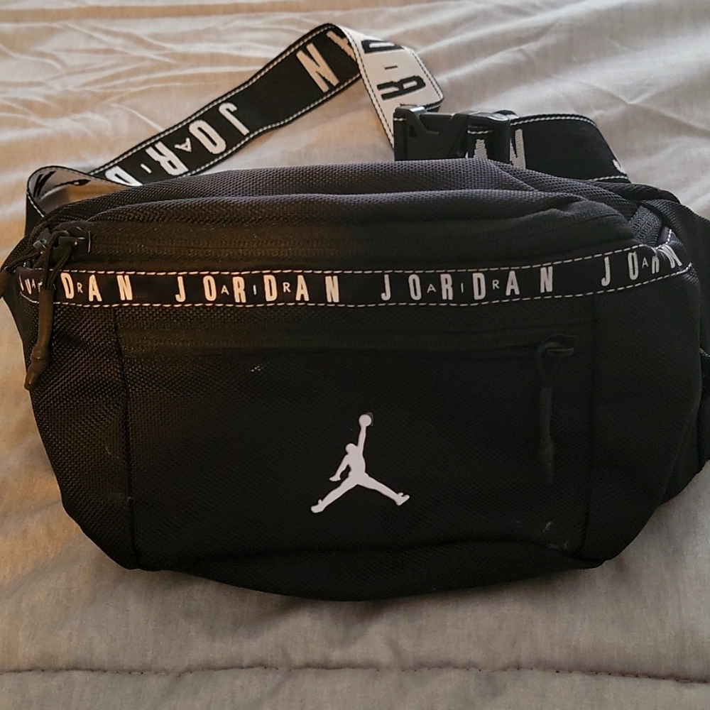 Jordan cross body